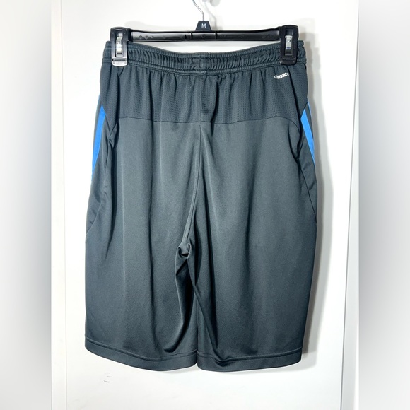 Men’s S Adidas Shorts - Picture 2 of 3